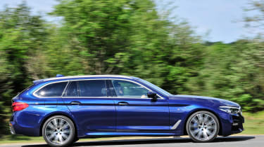 BMW 5 Series Touring - side