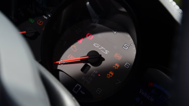 Audi TT RS -  dials