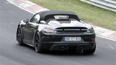 2022 Porsche 718 - rear tracking