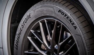 Bridgestone Potenza Sport - detail