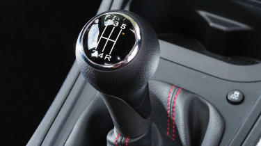 Manual gear