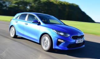 Kia Ceed cornering
