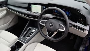 Volkswagen Golf Estate - interior