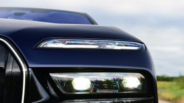 BMW i7 - front light