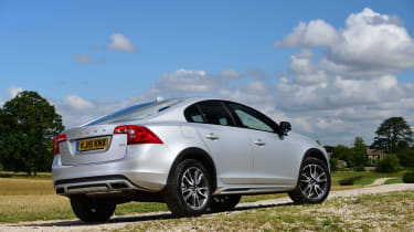 Volvo S60 Cross Country 2015 - rear