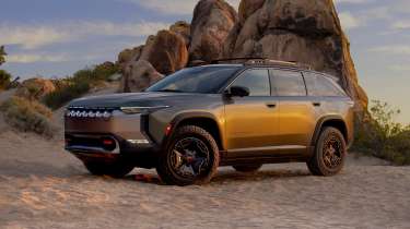 Jeep Wagoneer S Trailhawk concept front 3/4 at sunset