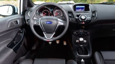 Ford Fiesta ST200 - dash