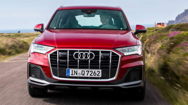 Audi Q7 55 TFSI - front tracking