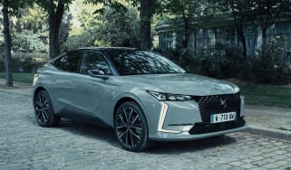 DS 4