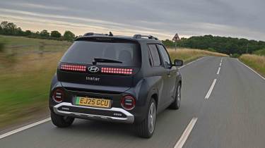 Hyundai Inster - rear tracking