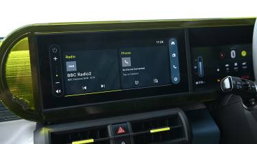 Fiat Grande Panda hybrid - infotainment screen