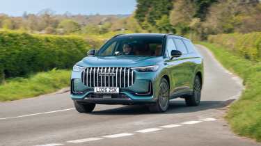 Jaecoo 8 - front cornering