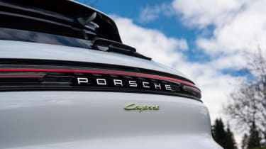 Porsche Cayenne E-Hybrid - rear detail