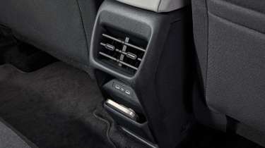 Skoda Epiq - rear controls