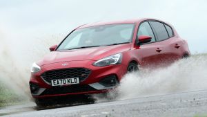 Ford Focus ST automatic - front action