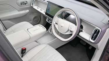 Leapmotor B10 - dashboard