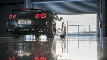 New Nissan GT-R 2016 interior