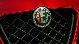 Alfa%20Romeo%20Giulia%20Quadrifoglio%202020%20-16.jpg