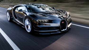 Bugatti Chiron 2016 - Dynamic Front Three Quarters