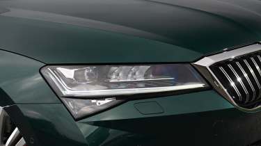 Skoda Superb Sleeper Edition - front light