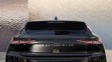 DS No4 E-Tense - rear