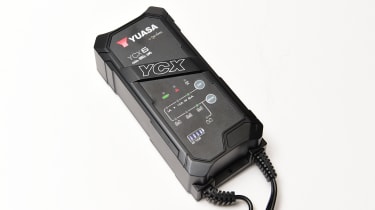 Battery charger group test - Yuasa