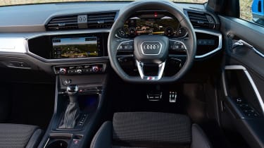 Audi Q3 - dash