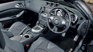 Nissan 370Z GT interior