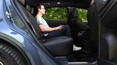 Nissan Ariya Nismo - rear seats