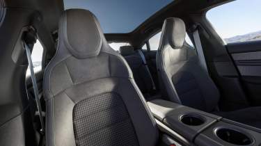 Porsche Taycan 4S facelift - front seats