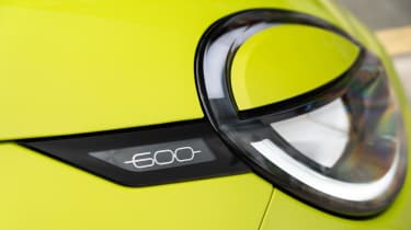 Fiat 600 Hybrid Sport - headlights