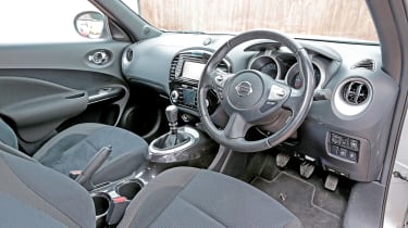 Used Nissan Juke review - dash