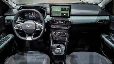 Dacia Sandero Stepway facelift - cabin