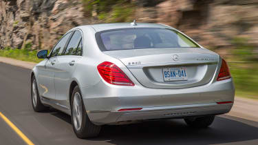 Mercedes S-Class rear tracking