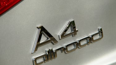 Audi A4 Allroad quattro 2.0 TDI (170) badge