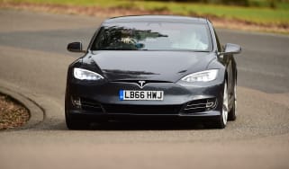 Tesla Model S - front cornering
