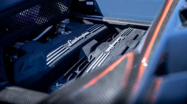 Lamborghini Revuelto - engine detail