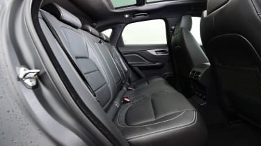 Jaguar F-Pace 3.0 V6D - rear seats