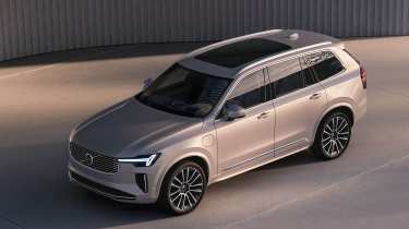 New 2024 Volvo XC90 - front 3/4 overhead