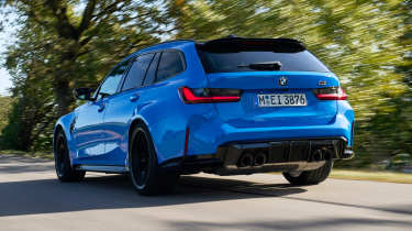 BMW M3 Touring dynamic rear 3/4