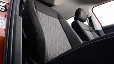 Volkswagen T-Cross - front seats