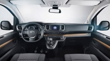 Toyota Proace Verso 2016 - interior