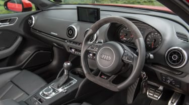 Audi RS3 Sportback 2015 UK - interior