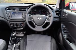 Hyundai i20 - dash