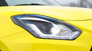 Suzuki Swift Sport - headlight