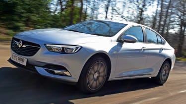 Vauxhall Insignia Grand Sport 2017 - front tracking