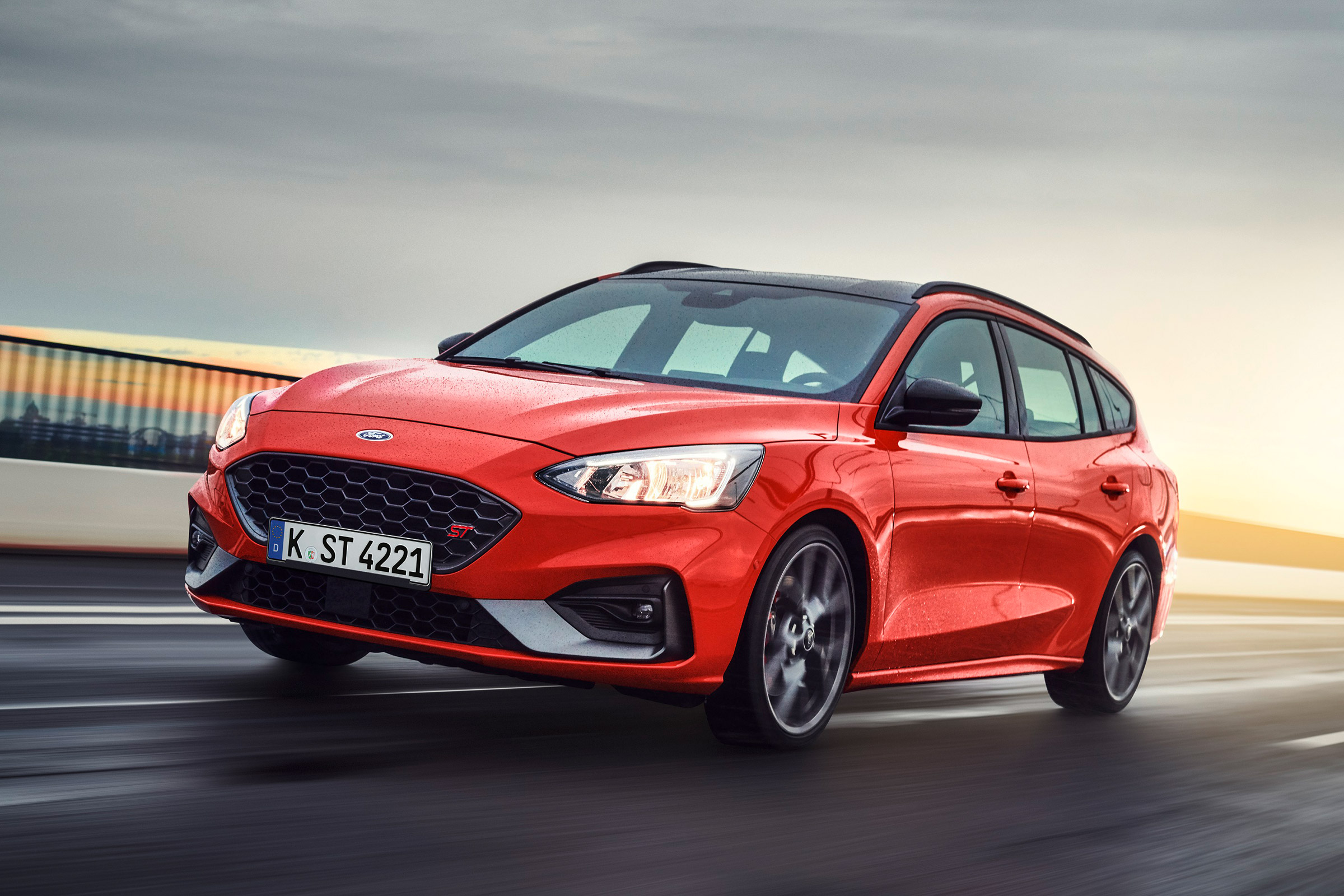 New Ford Focus ST Estate joins hatch in lineup Auto Express