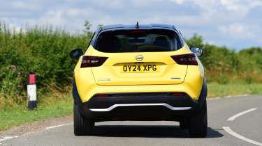 Nissan Juke - rear cornering 