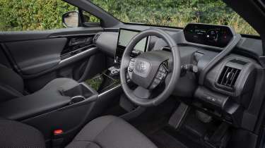 Toyota bZ4X – interior