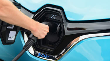Renault ZOE - charging port